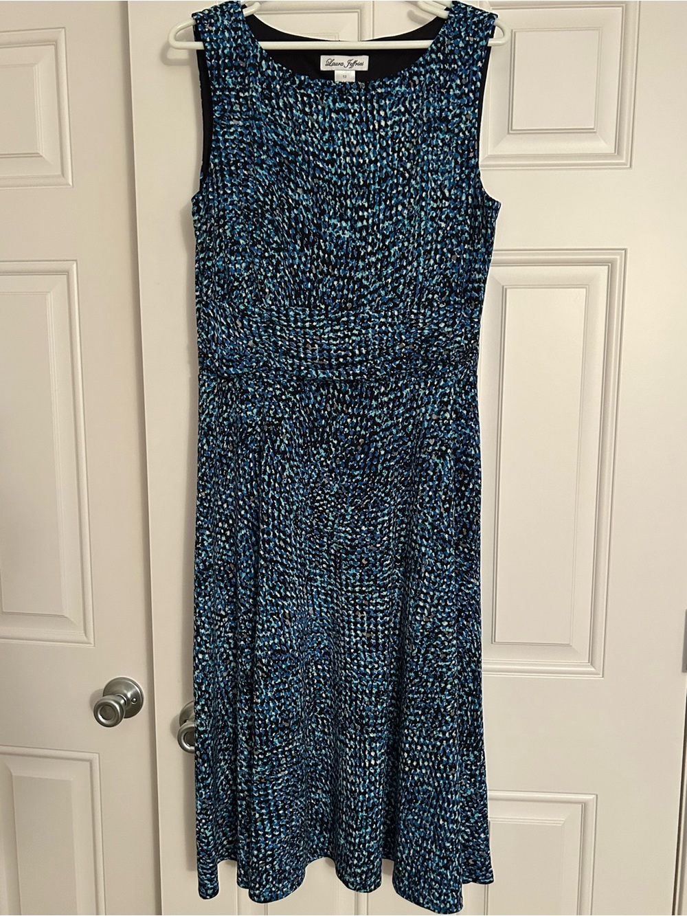 Laura Jeffries Blue Patterned Sleeveless Dress